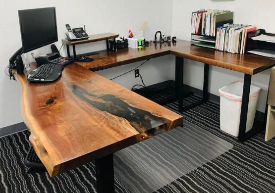 Live Edge Table Manufacturers: Crafting Timeless Elegance for Your Home - resinhomefurniture