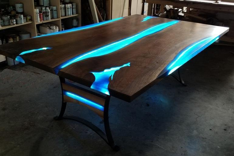 Resin Night Glow Table: A Unique Blend of Art and Function