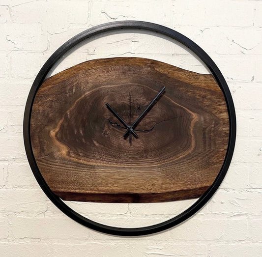 The Timeless Charm of Live Edge Wall Clocks: A Fusion of Nature and Art - resinhomefurniture