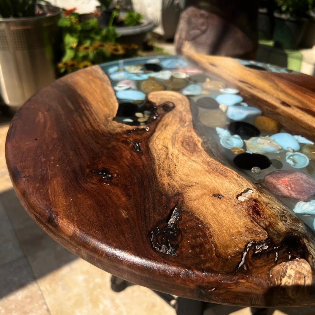 Personalized Round Clear Epoxy Resin with Blue Pebbles Ocean Look Coffee Table Patio Table Console Table Side Table Centre Table Living Room Table - resinhomefurniture