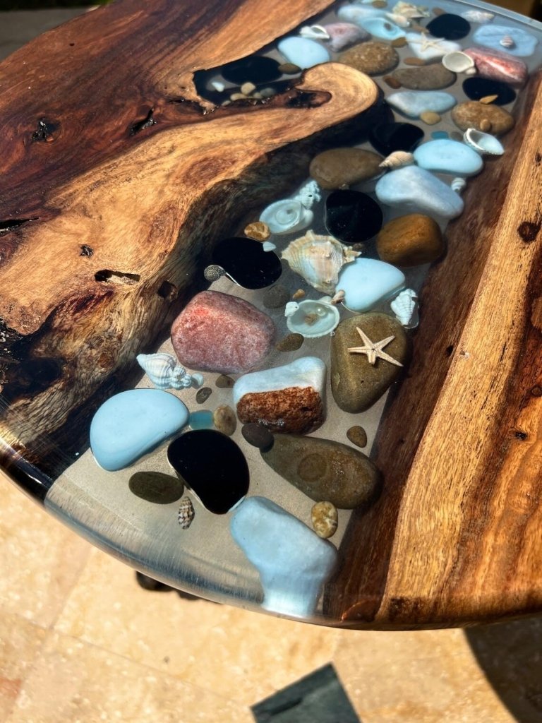 Personalized Round Clear Epoxy Resin with Blue Pebbles Ocean Look Coffee Table Patio Table Console Table Side Table Centre Table Living Room Table - resinhomefurniture