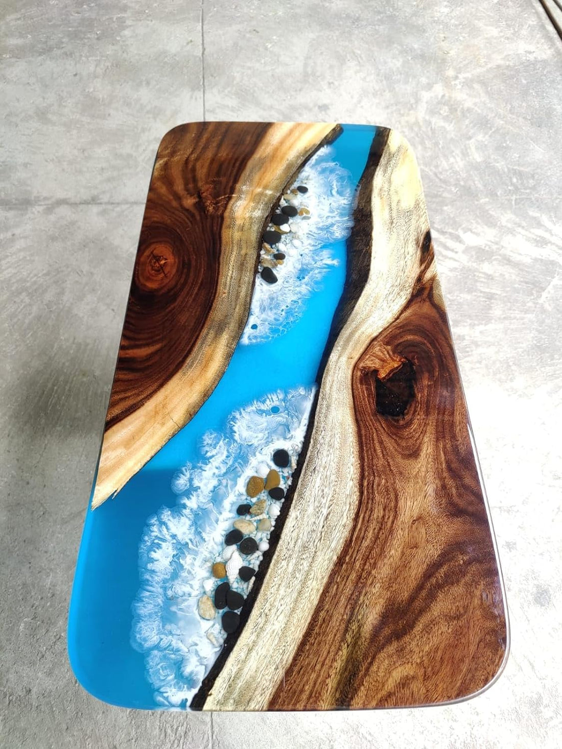 Customized Large Epoxy Table, Blue River Look with Stones, Resin Dining Table for 2, 4, 6, 8, Epoxy Coffee Table, Living Room Table, Home décor