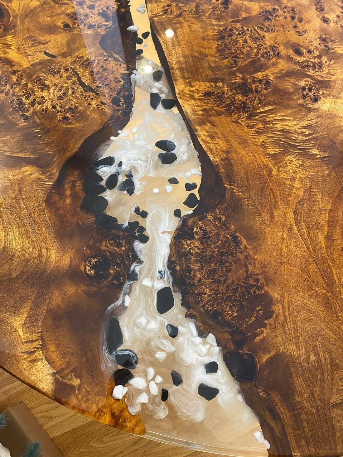 Customized Round Clear Epoxy Resin Dining Table Coffee Table Centre Table Live Edge Table Console Table Living Room Table Study Table Patio Table End/Side Table