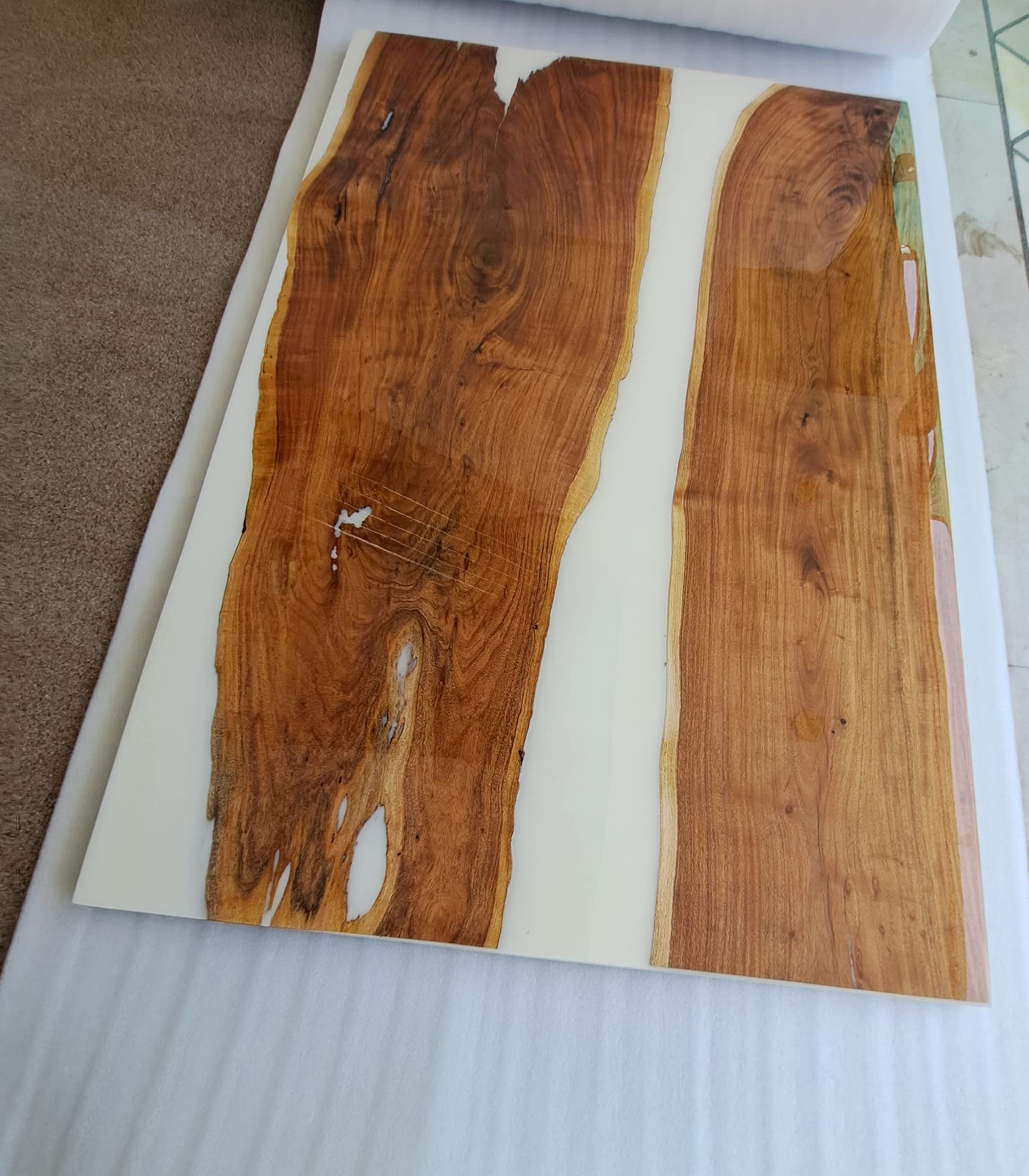 Customized Large Epoxy Table, White Resin Dining Table for 2, 4, 6, 8 Marble Look Table, Epoxy Coffee Table, Living Room Table, Home décor