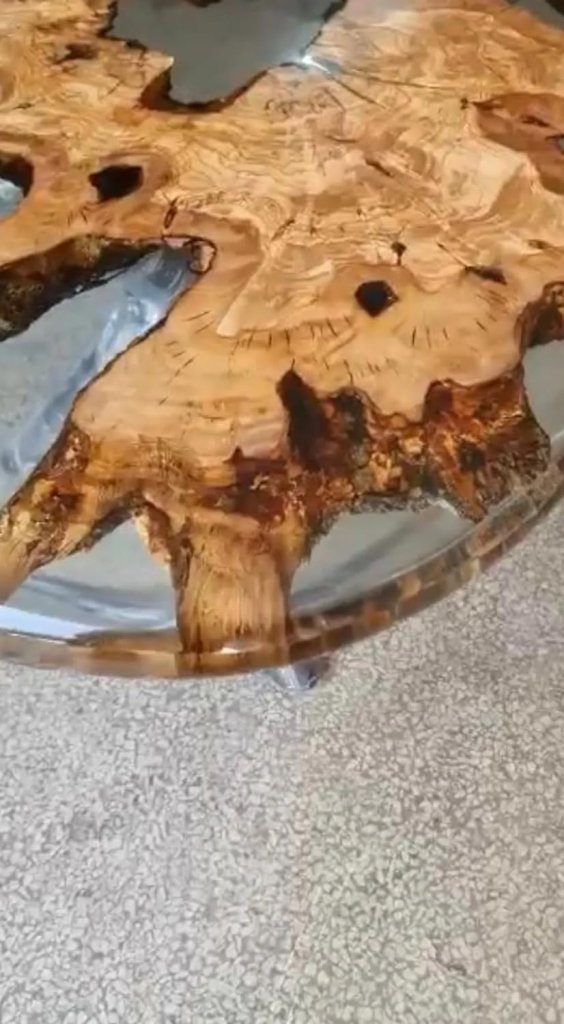 glossy - crystal - clear - transparent - epoxy - resin - dining - table - living - room - table - coffee - table - console - table - patio - table - central - table - end - table - side - table - home - decor - resinhomefurniture